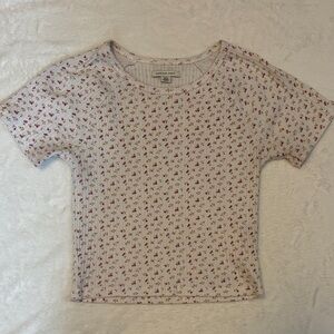 American Eagle Floral Short Sleeve Top